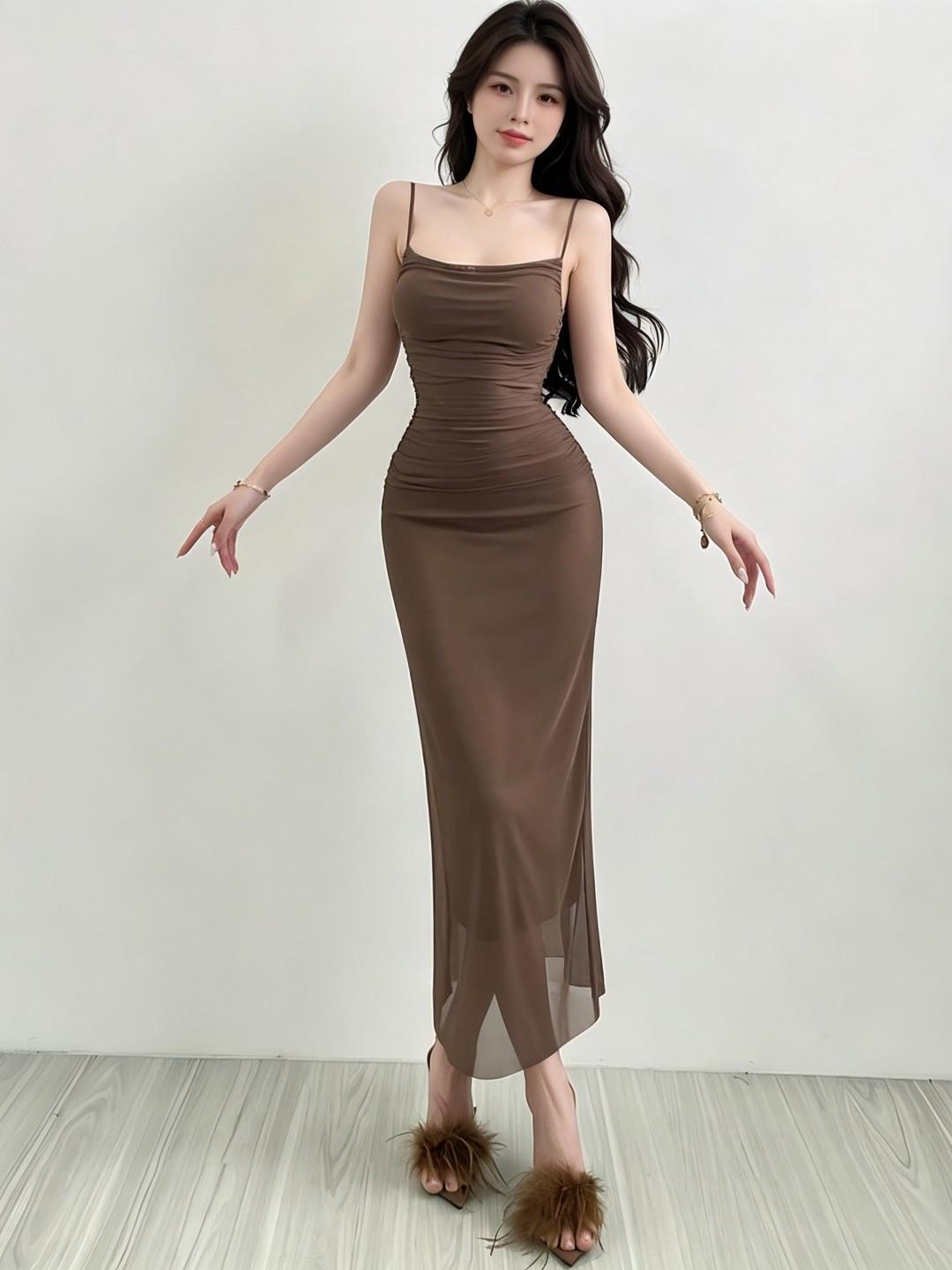 Suo Shoulder Straps Bodycon Maxi Dress
