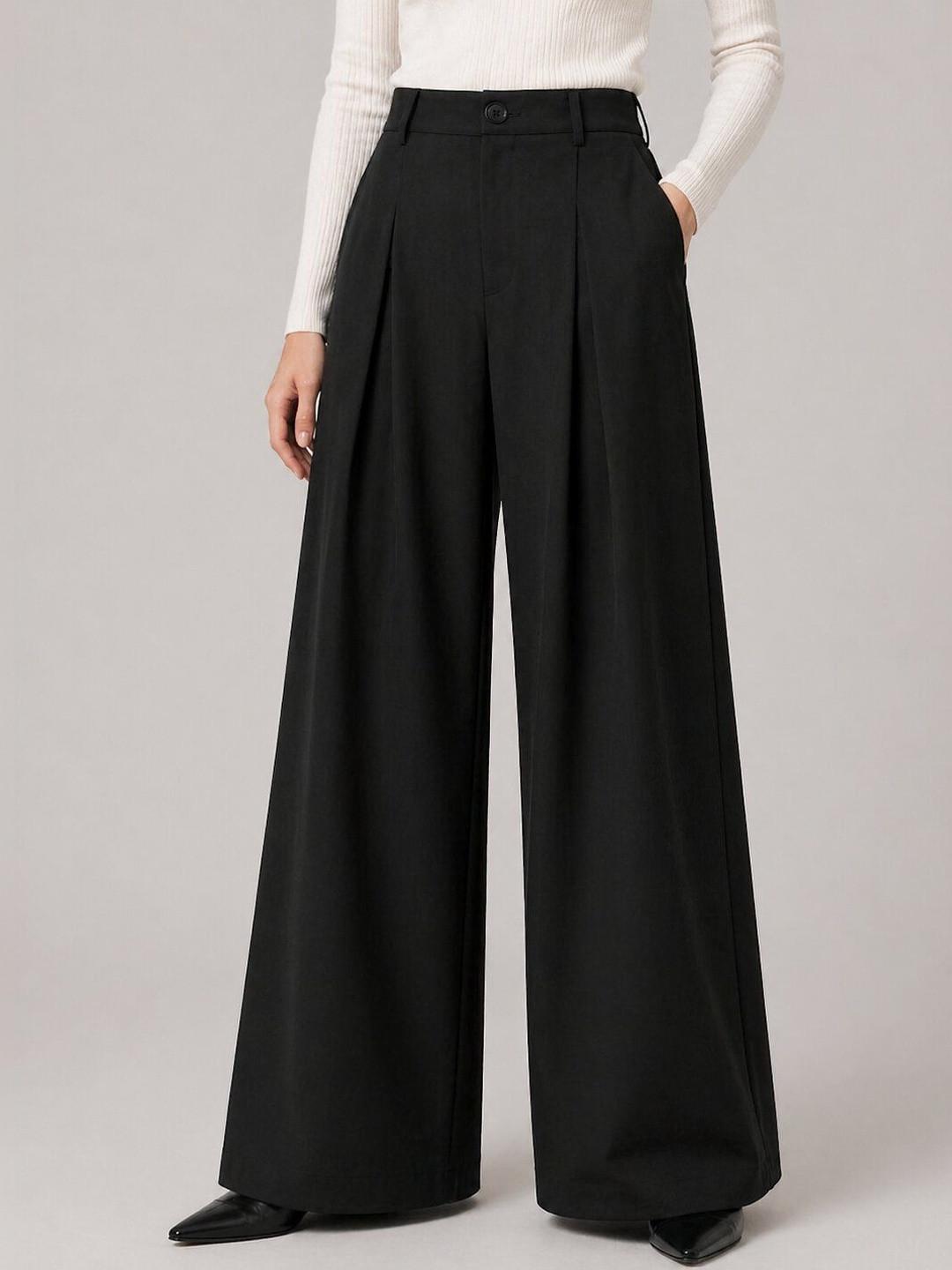 Keitra Women Pleated Trousers