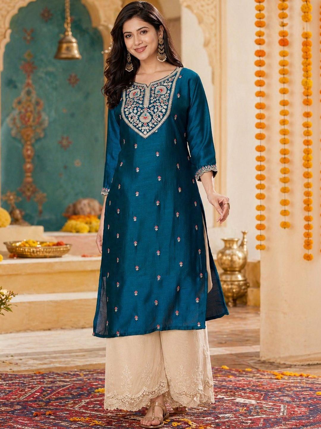rarethread Women Embellished Thread Work Kurta