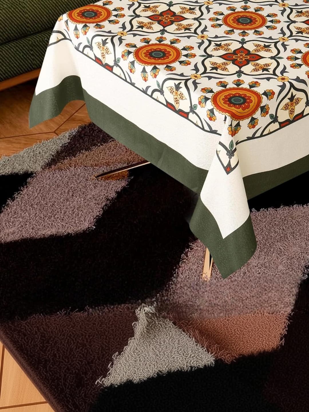 RYKA Green Cotton 4-Seater Table Cover with Textured details