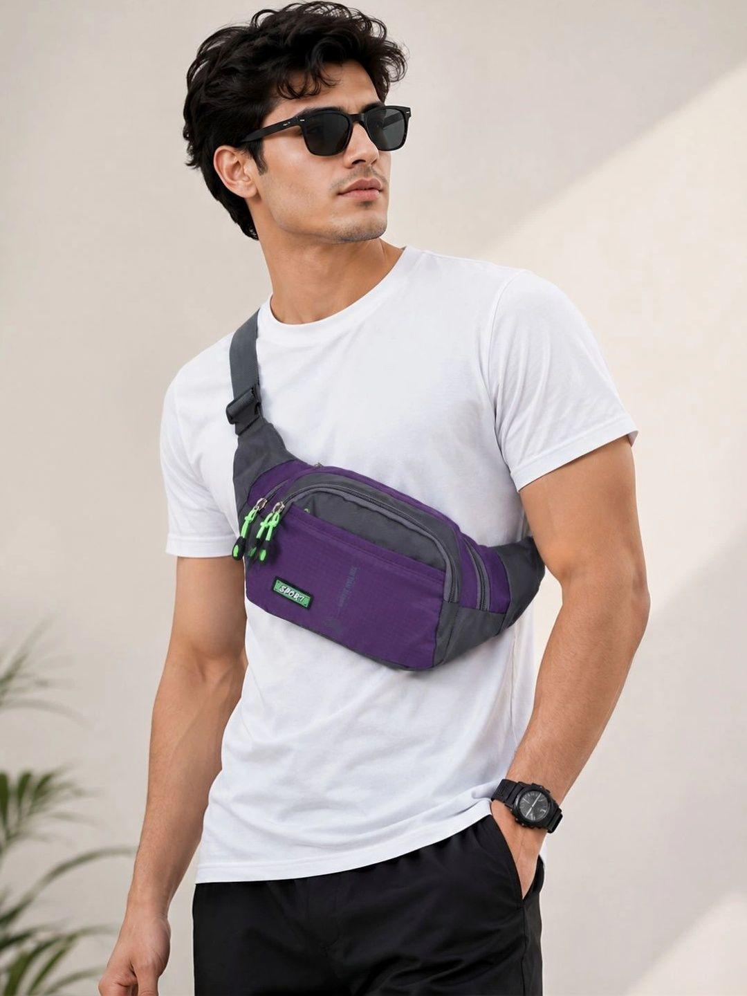 MENSCH Men Colourblocked Messenger Bag