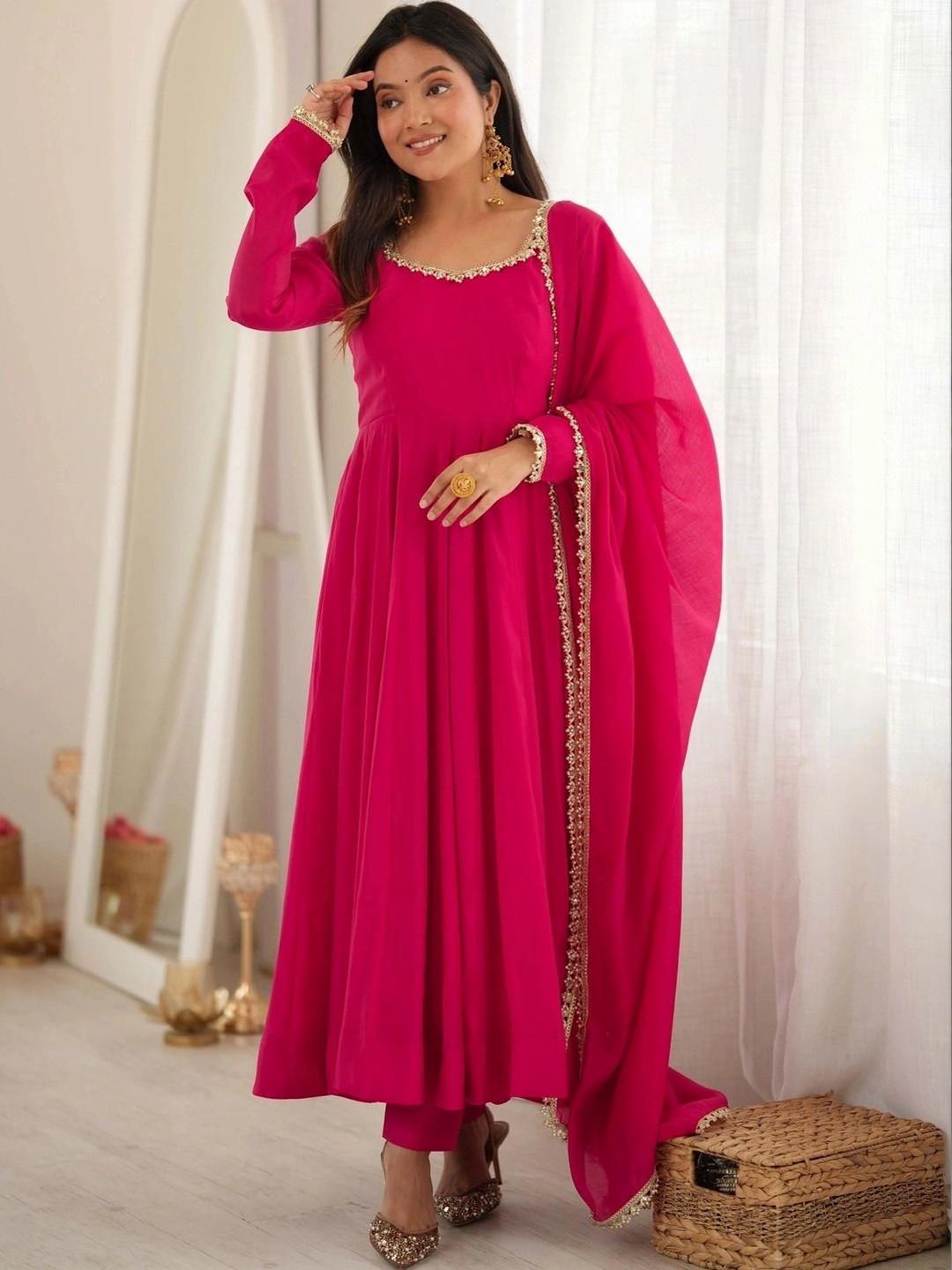 Surpanth Women Regular Gotta Patti Chanderi Silk Kurta with Trousers & With Dupatta