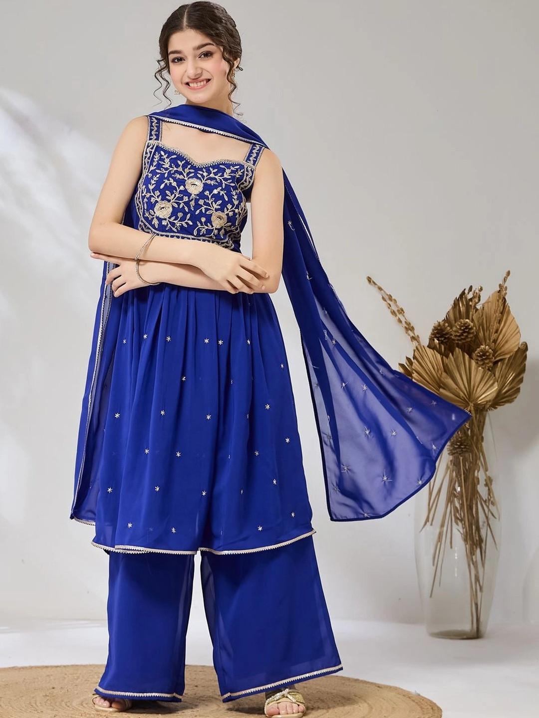 CurlyTales Girls Ethnic Motifs Embroidered Empire Thread Work Kurta with Palazzos & With Dupatta