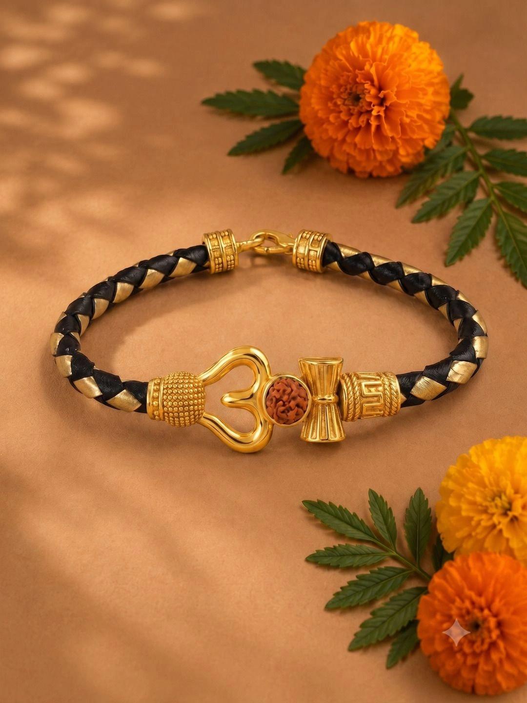 Araaha Men Leather Handcrafted Gold-Plated Link Bracelet