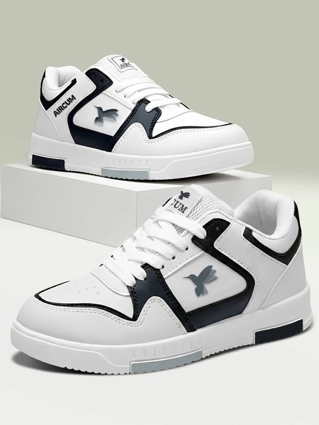 Aircum Men Colourblocked Sneakers