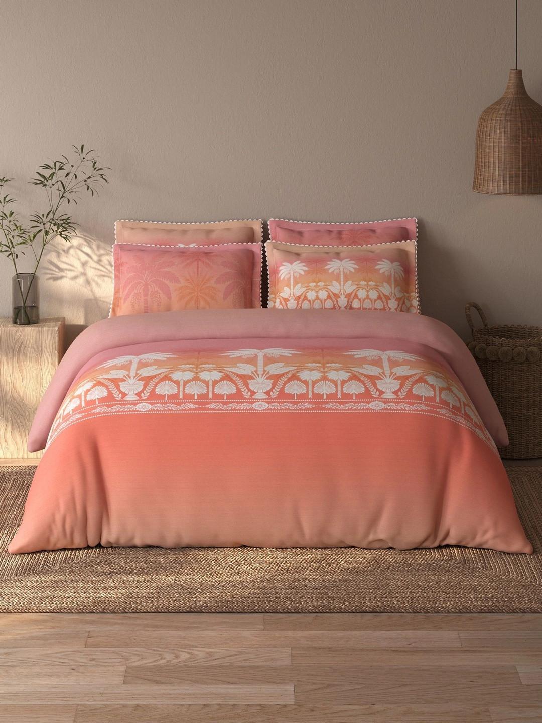 SPACES Orange & White Floral 180 TC Bedsheet with 4 Pillow Covers