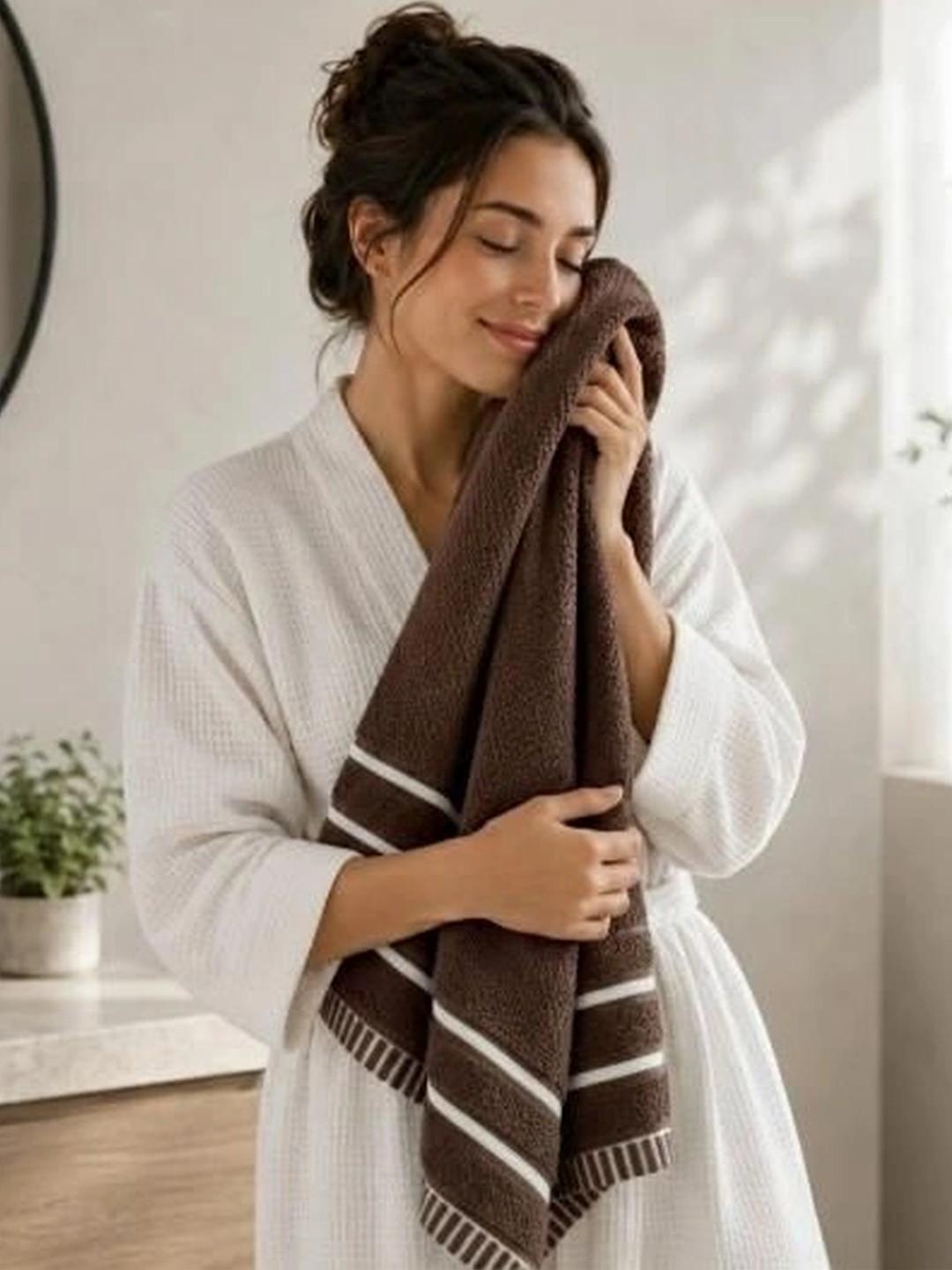 DEMARK Brown & White 2 Cotton 480 GSM Bath Towel