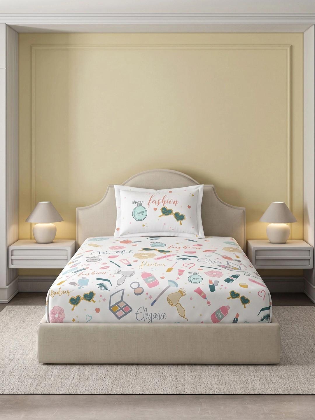 DDecor White Graphic Single Bedsheet with 1 Pillow Covers