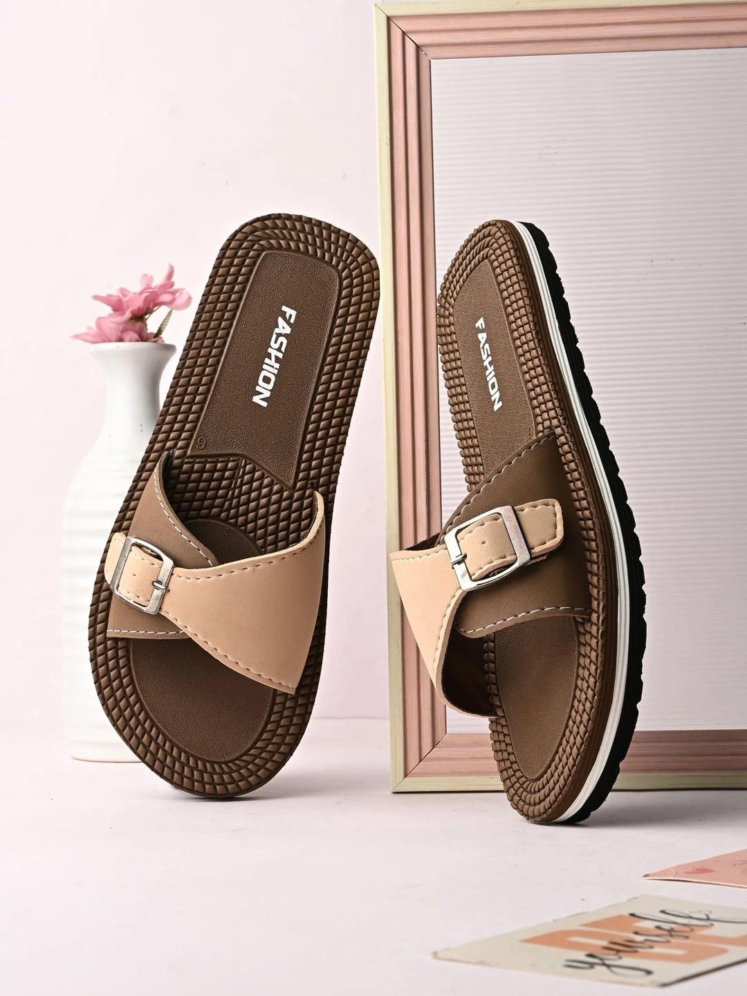 glitchez Women Colourblocked Rubber Sliders