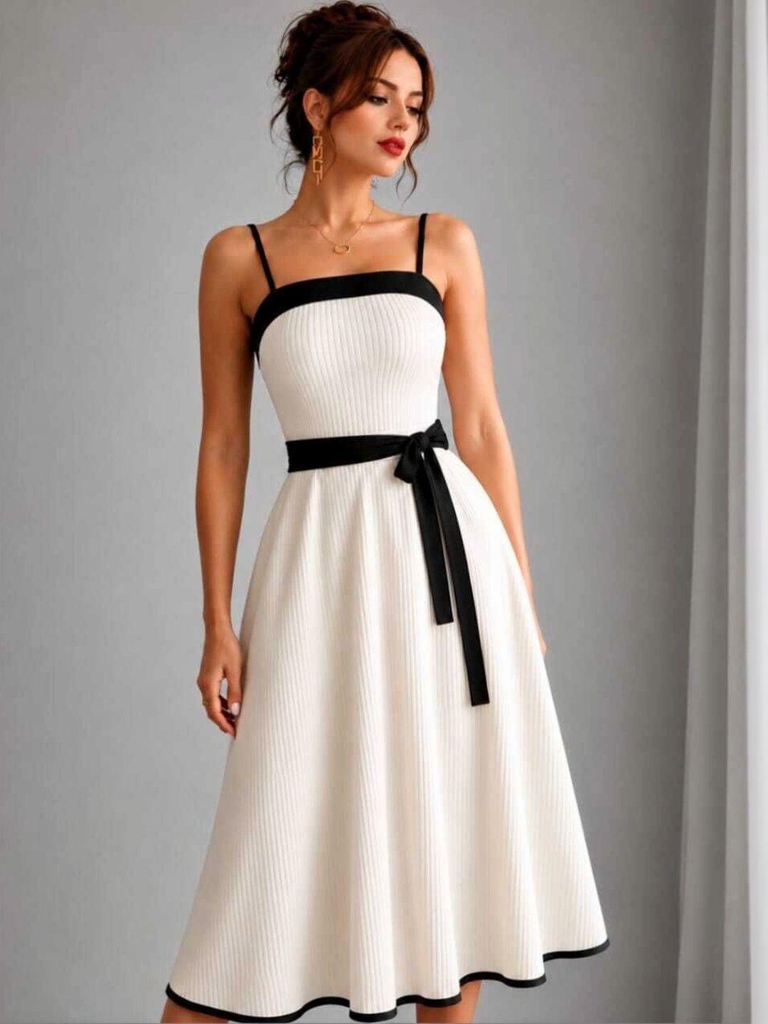 TRAQUILA A-Line Midi Dress