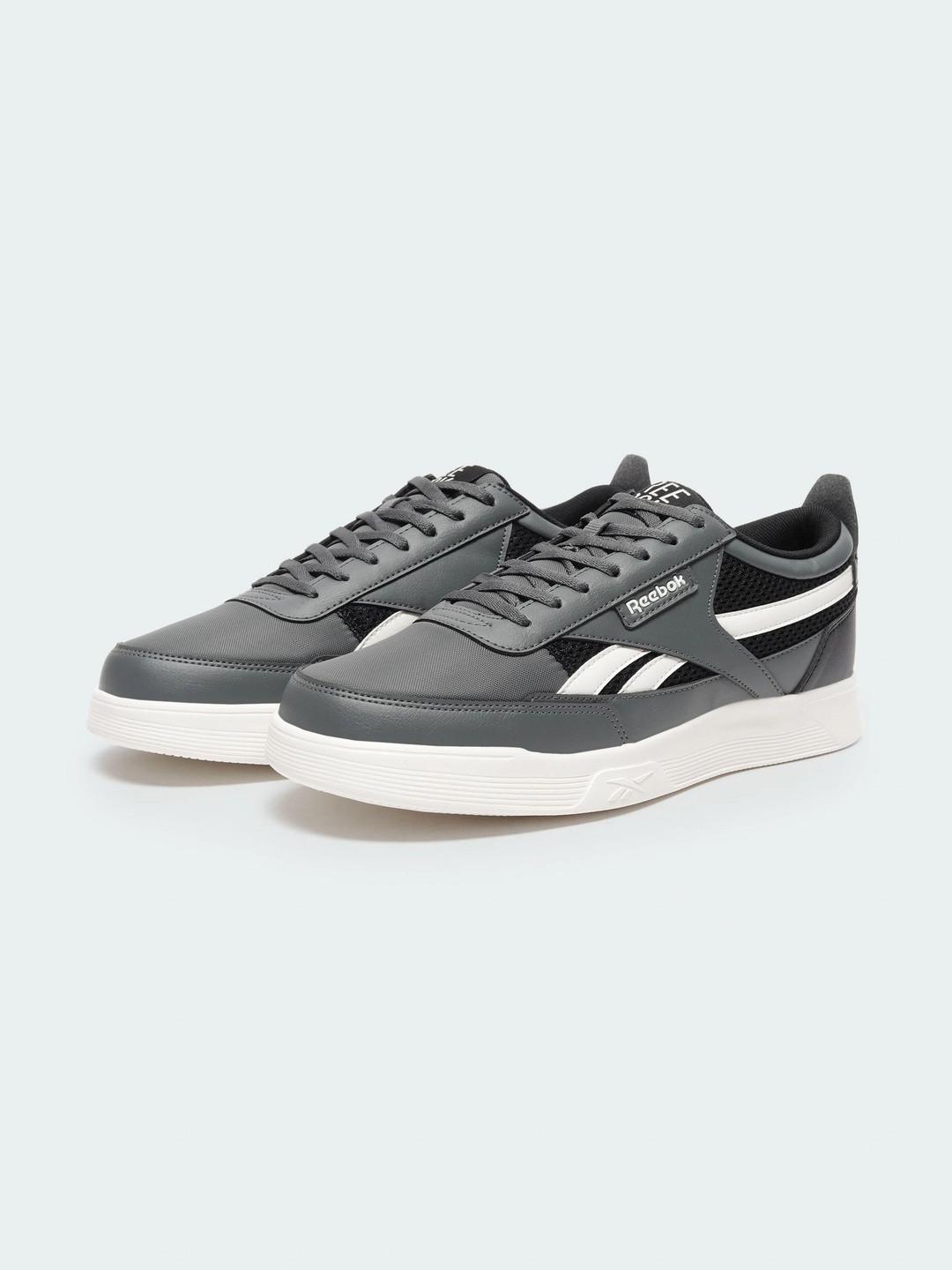 Reebok Men Steertcurt Melbourne Colourblocked Sneakers