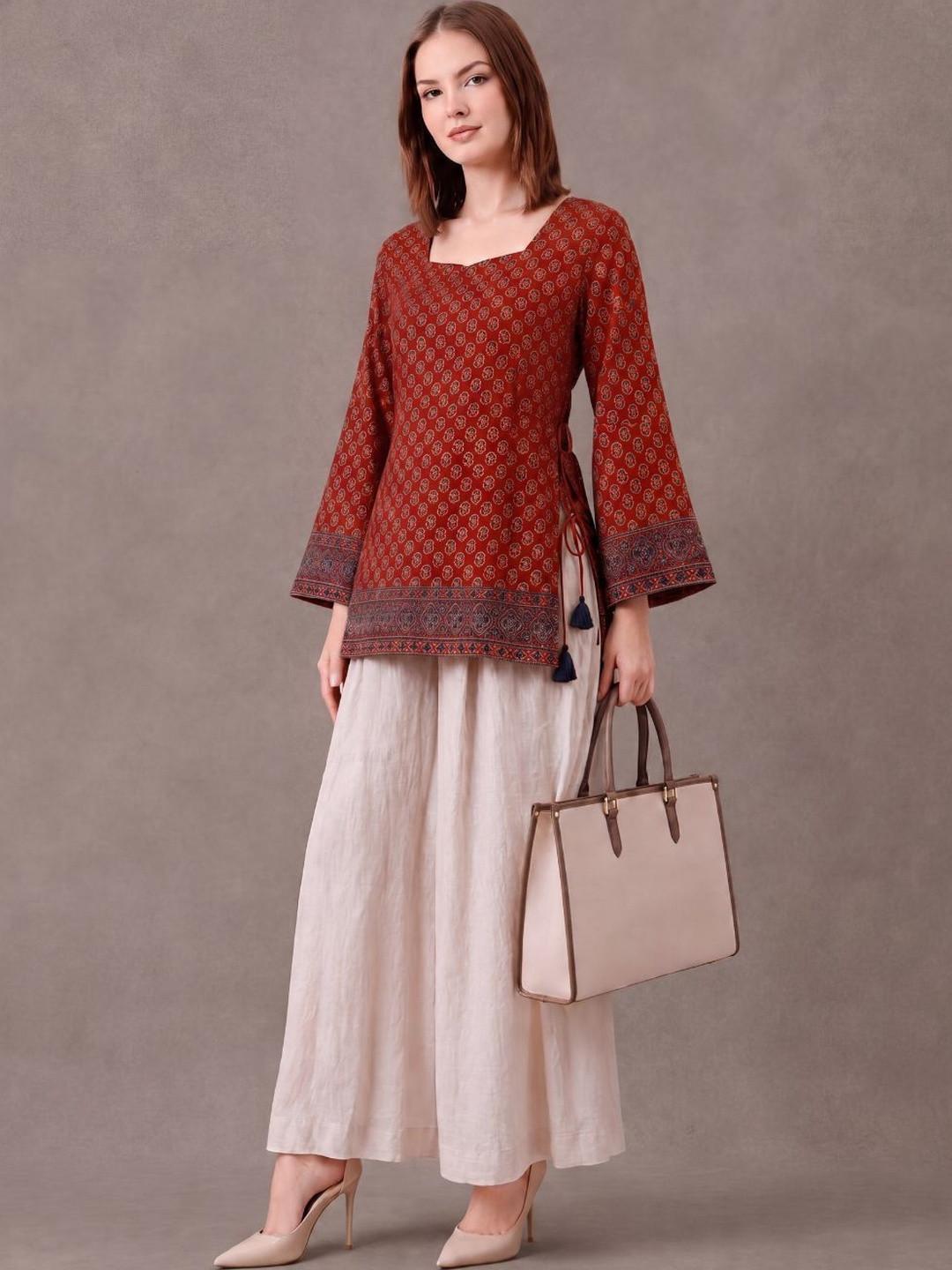 Navibhu Structured Ethnic Motifs Printed Square Neck Flared Sleeves Pure Cotton Kurti