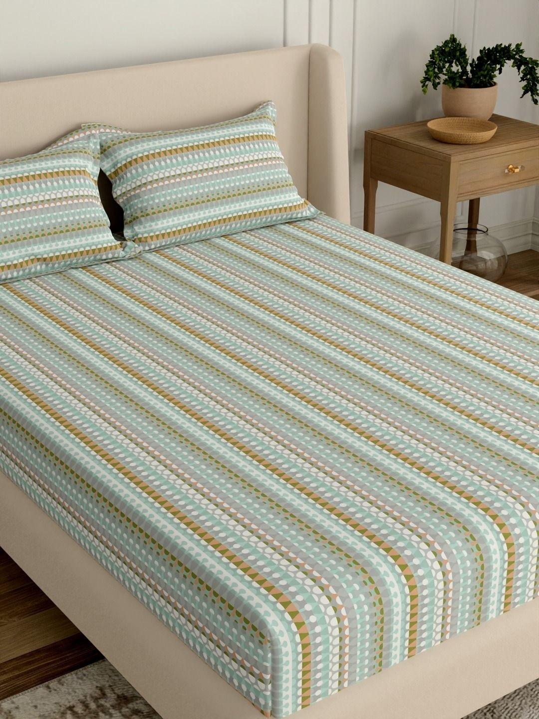 Portico Sea Green Geometric 144 TC Bedsheet with 2 Pillow Covers