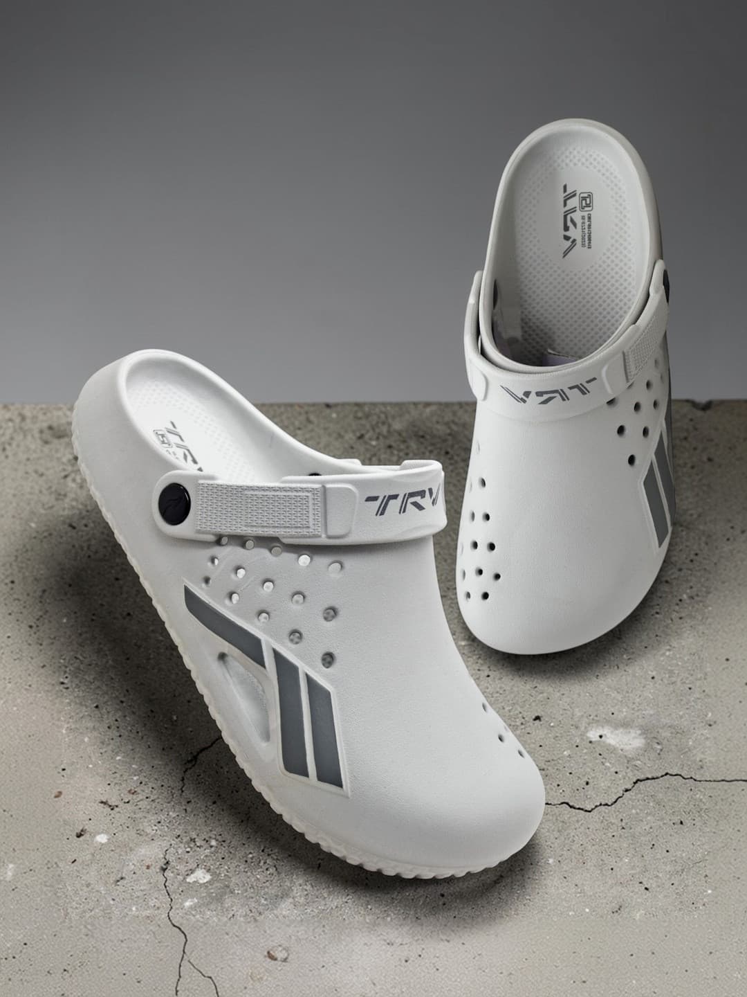 TRV Men Clogs Sandals