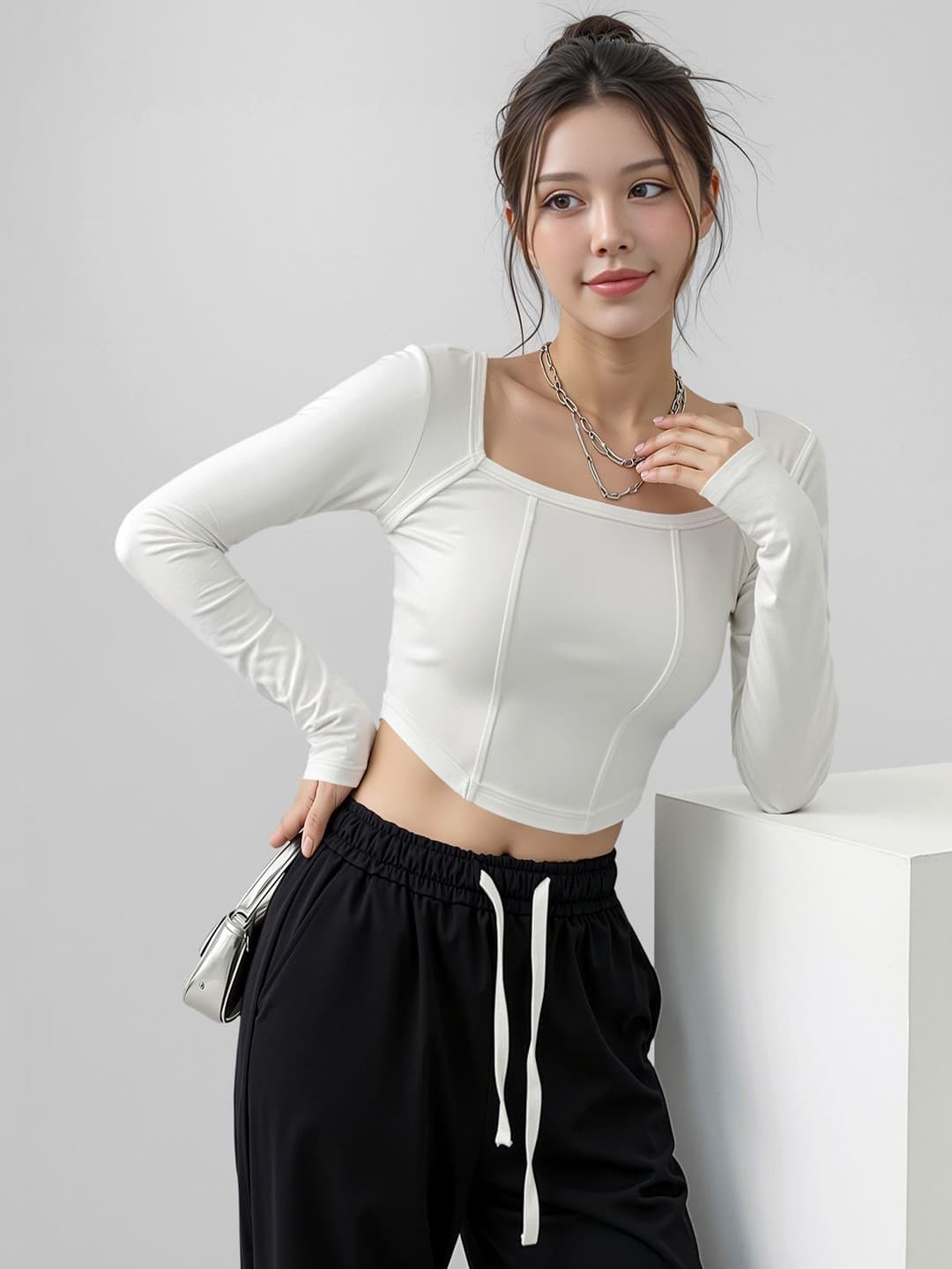 Maheshvi Crop Top