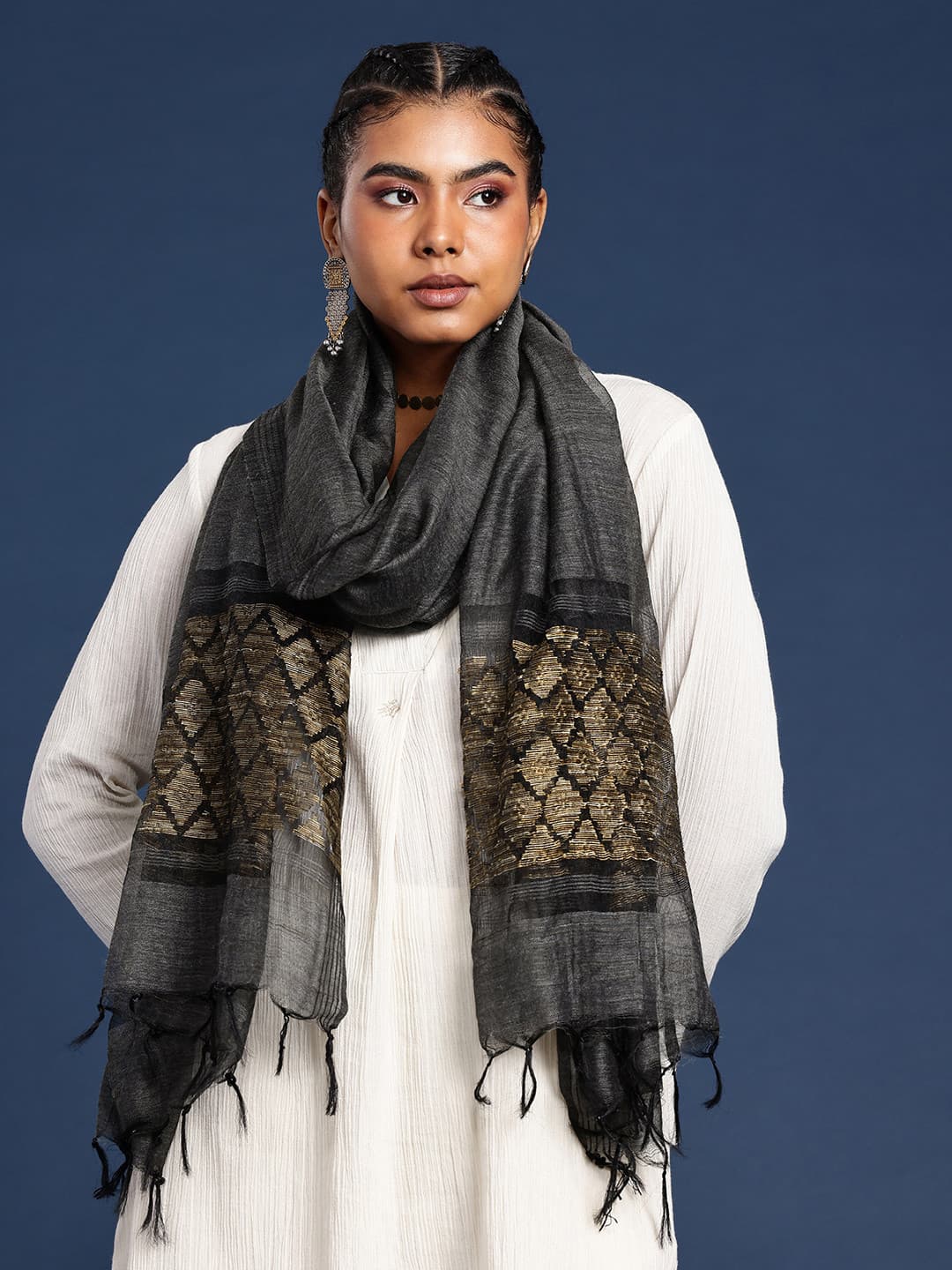 Taavi Woven Design Dupatta