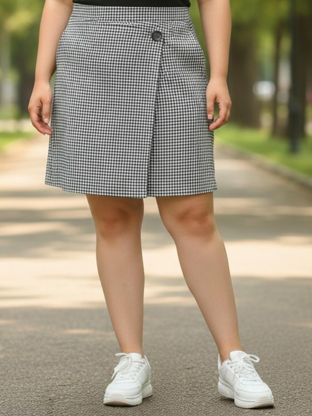 Indietoga Plus Size Checked Pure Cotton High Rise Knee Length Skorts