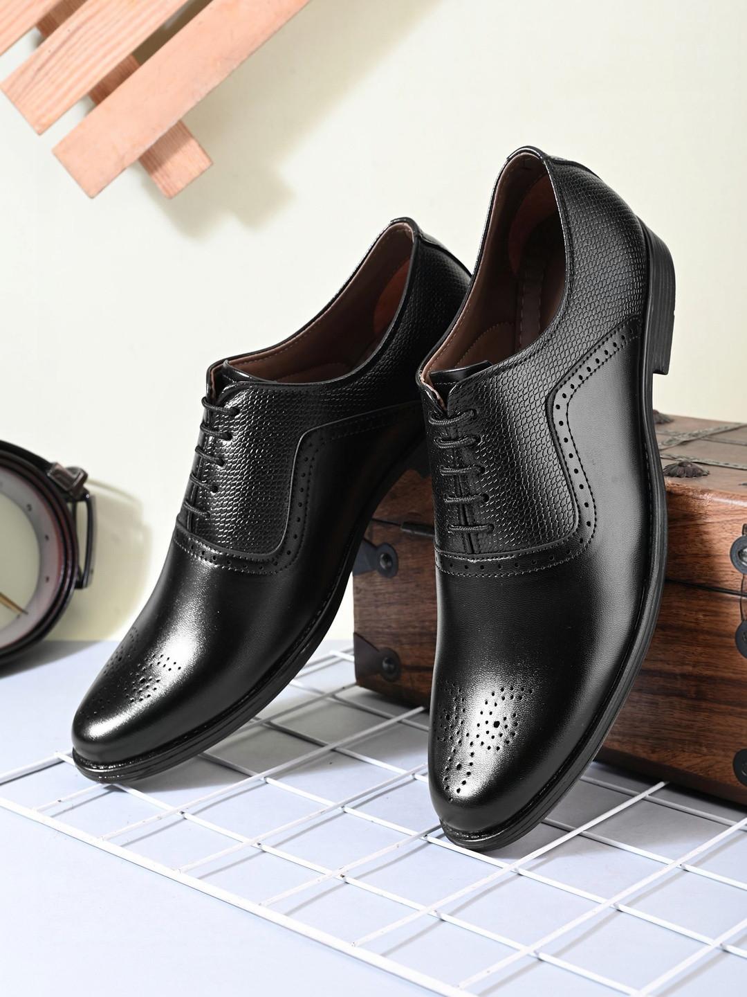 INVICTUS Men Round-Toe Formal Oxfords