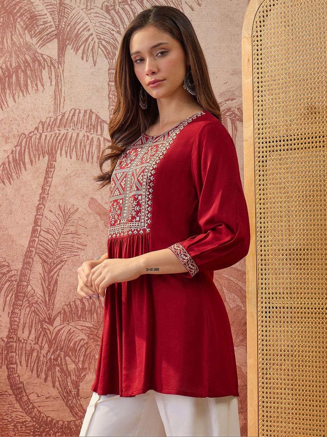 Sangria Floral Embroidered Sequinned Sequinned Kurti