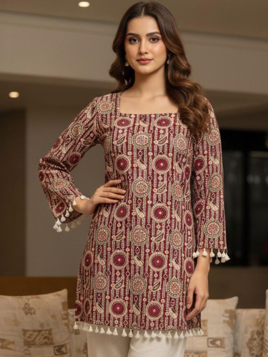 OZIA Ethnic Motifs Printed Square Neck Pure Cotton Kurti