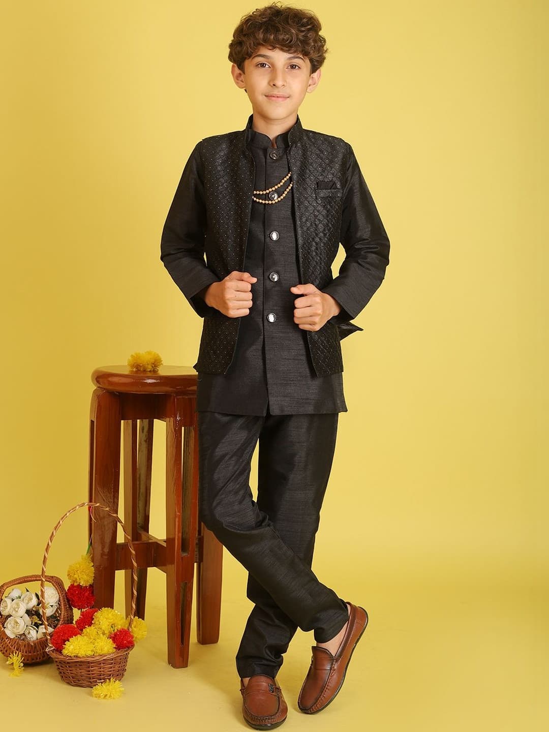 BAESD Brocade Mandarin Collar Sherwani