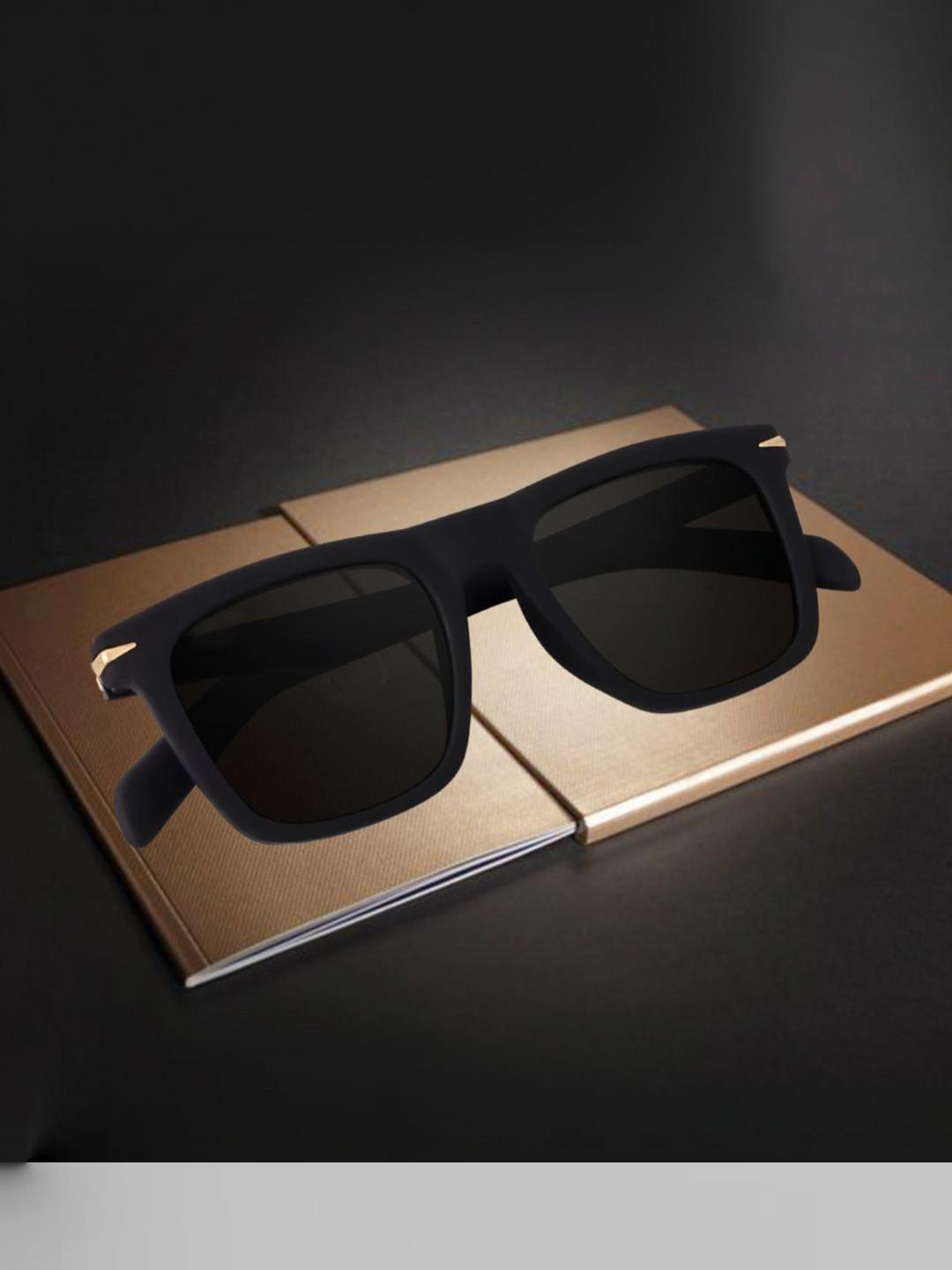 IFLASH Unisex Black Lens & Black Wayfarer Sunglasses with