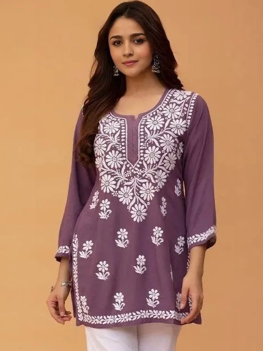 Sangria Floral Embroidered Chikankari Chikankari Kurti