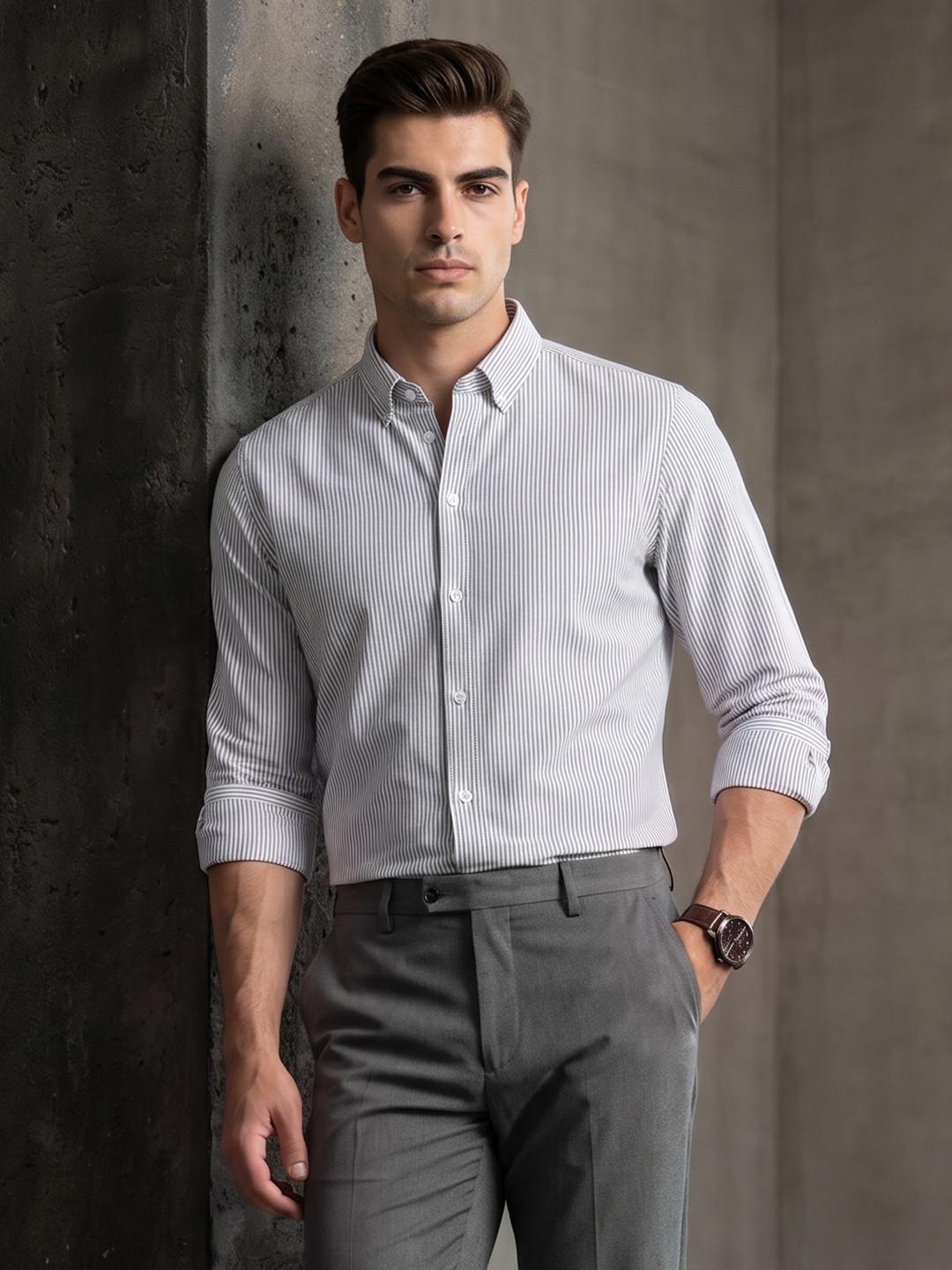 INVICTUS Men Slim Fit Striped Casual Shirt