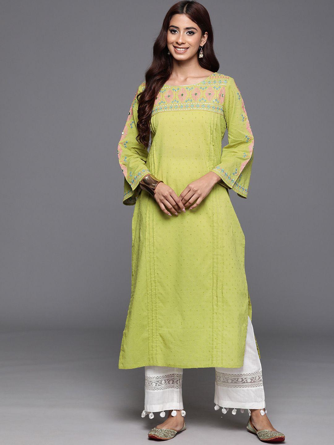 Varanga Women Embroidered Flared Sleeves Thread Work Boat Neck Kurta
