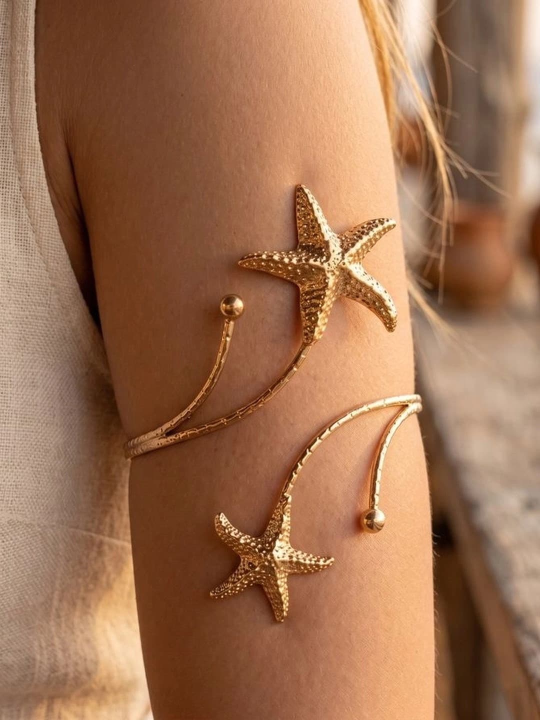 DressBerry Women Gold-Plated Armlet Bracelet
