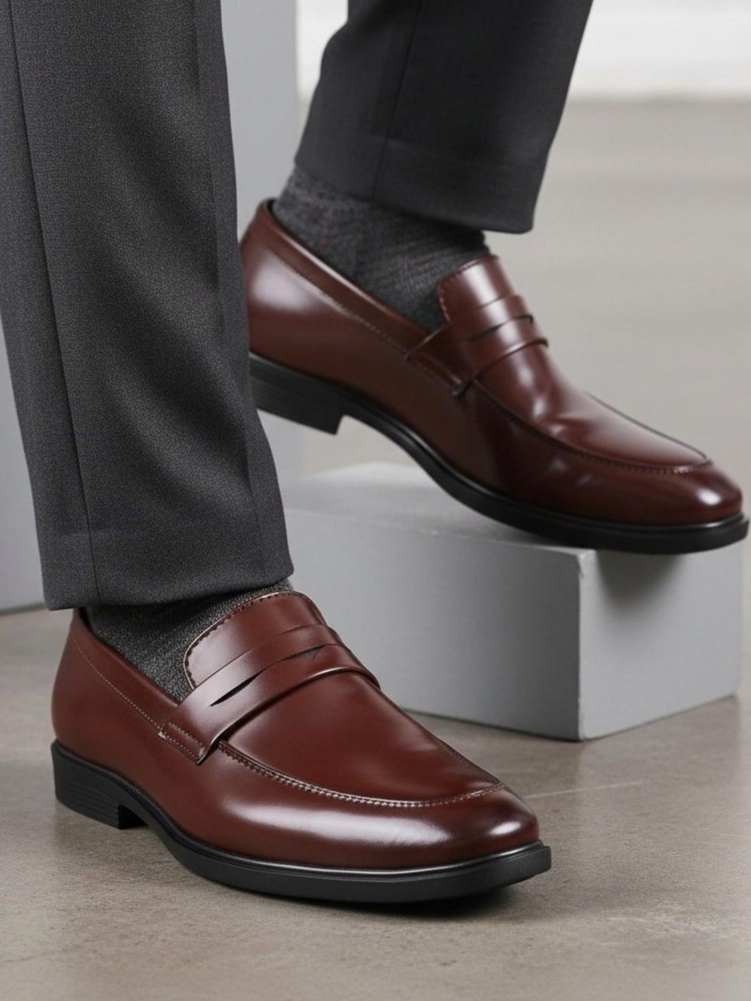 Anouk Men Round Toe Formal Slip-Ons