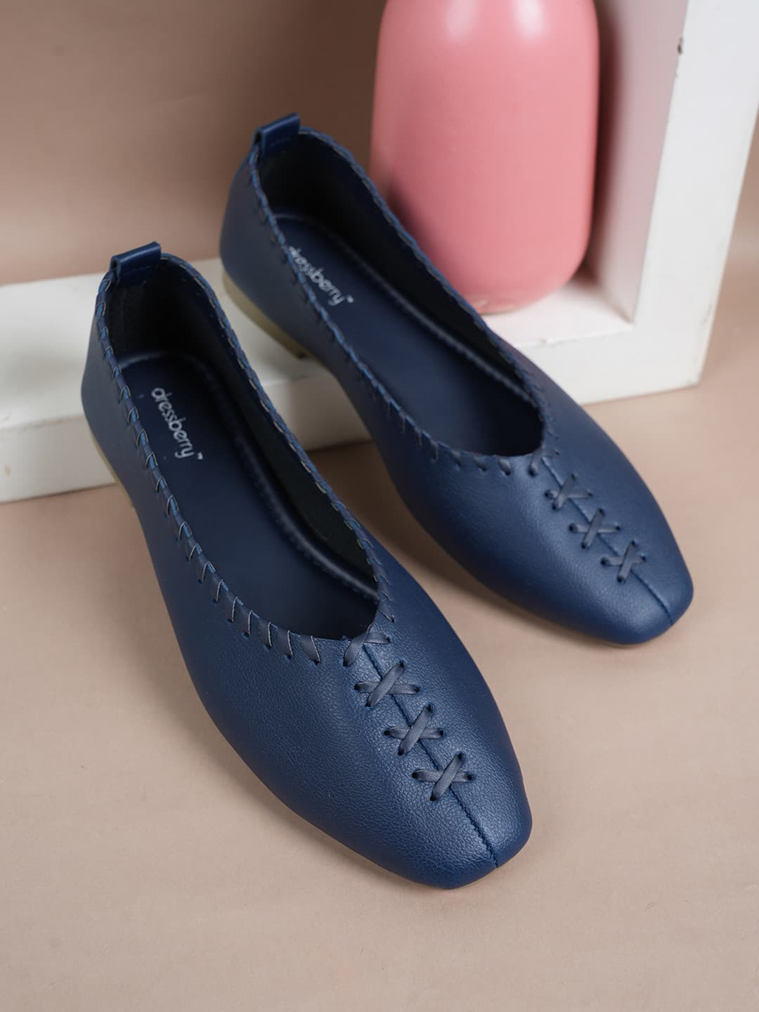 DressBerry Square Toe Slip-On Ballerinas