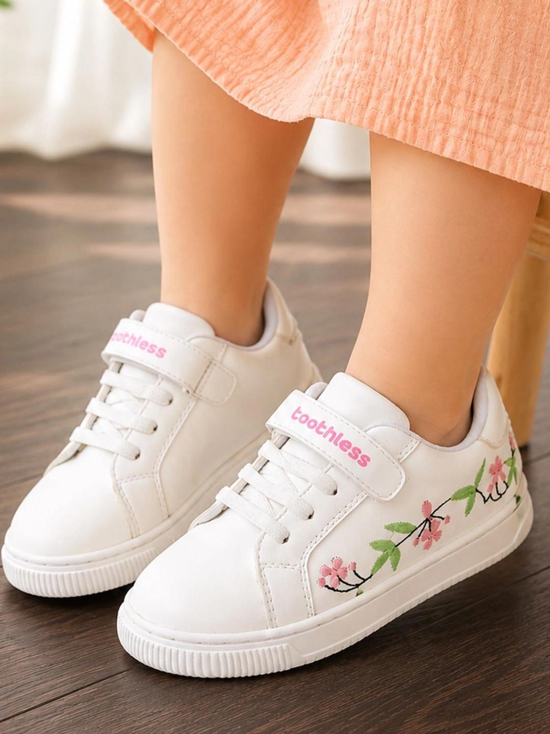 toothless Girls Printed Sneakers