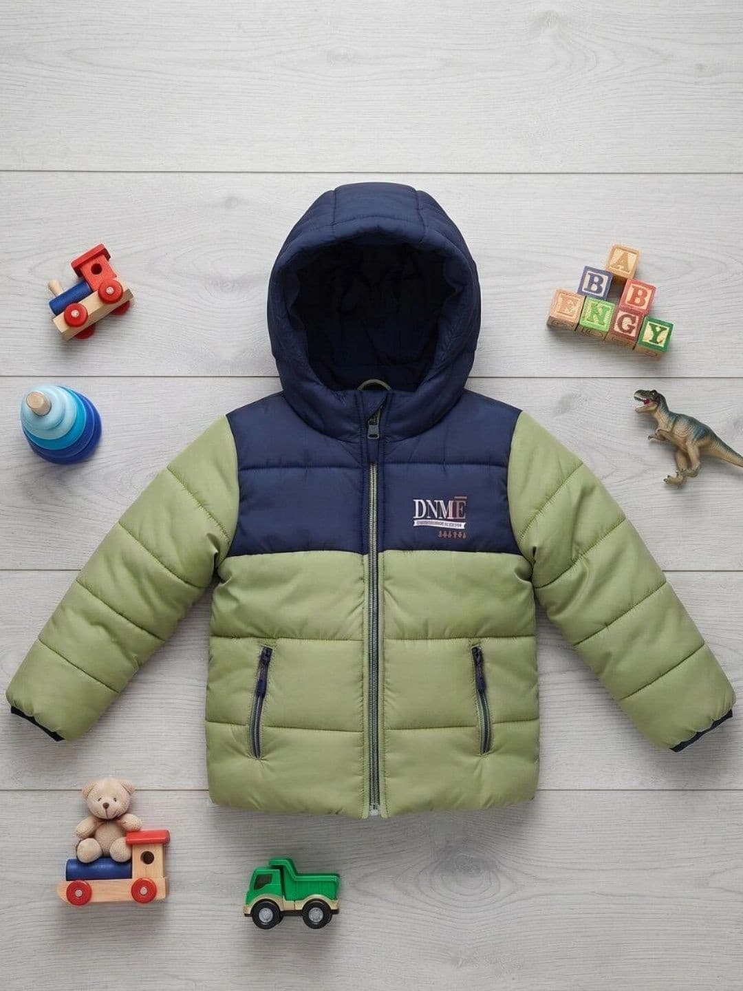 TUTE Boys Colourblocked Lightweight Outdoor Puffer Jacket