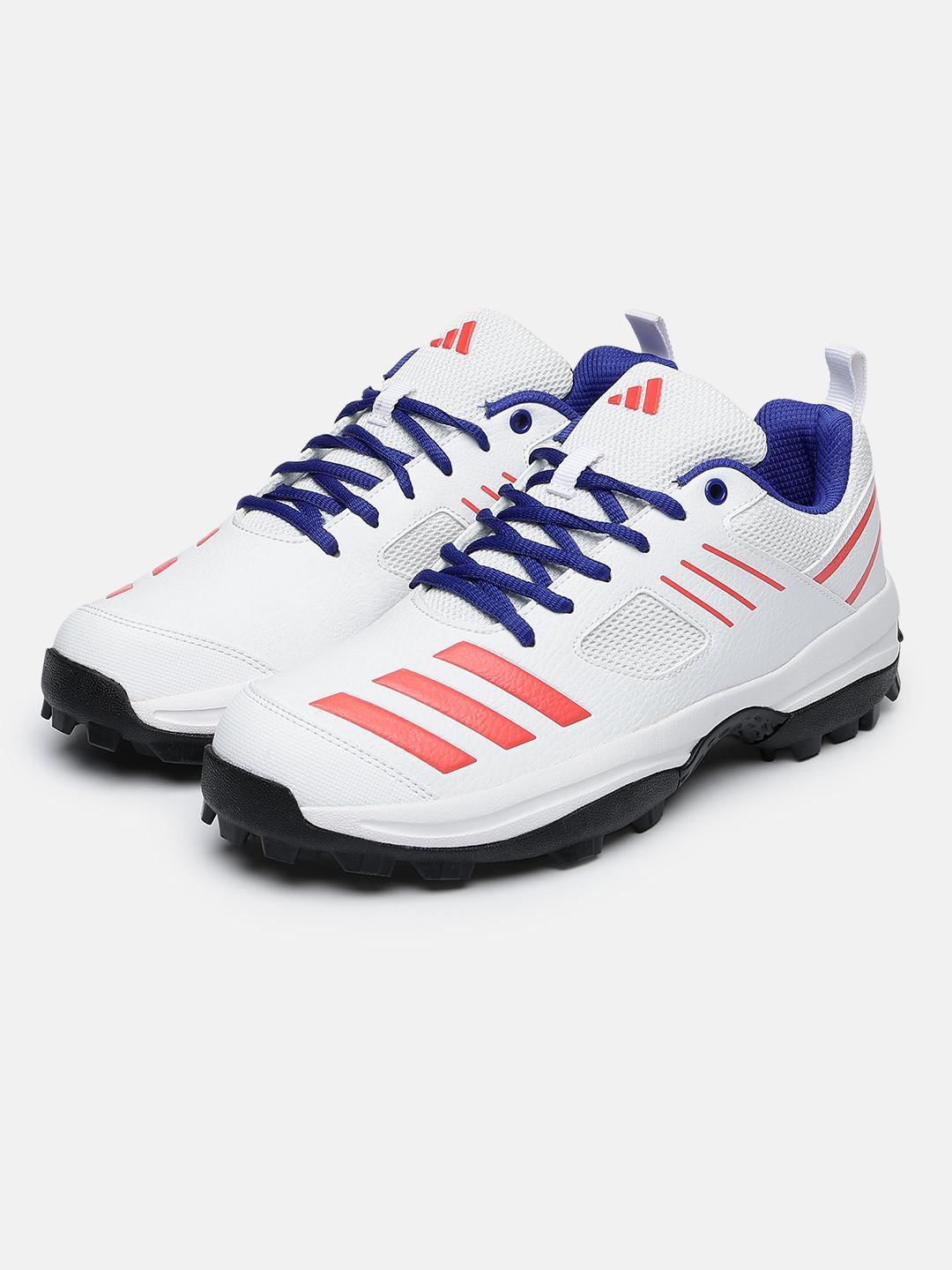 ADIDAS Men CRIHASE 2.0 Cricket Shoes