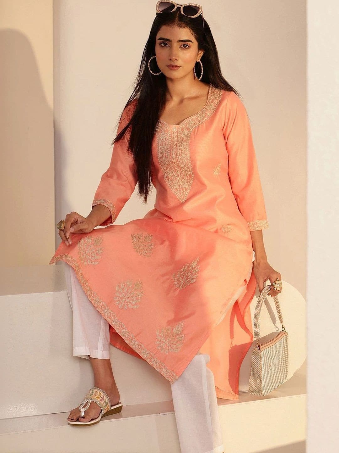 Libas Women Embellished Thread Work Kurta