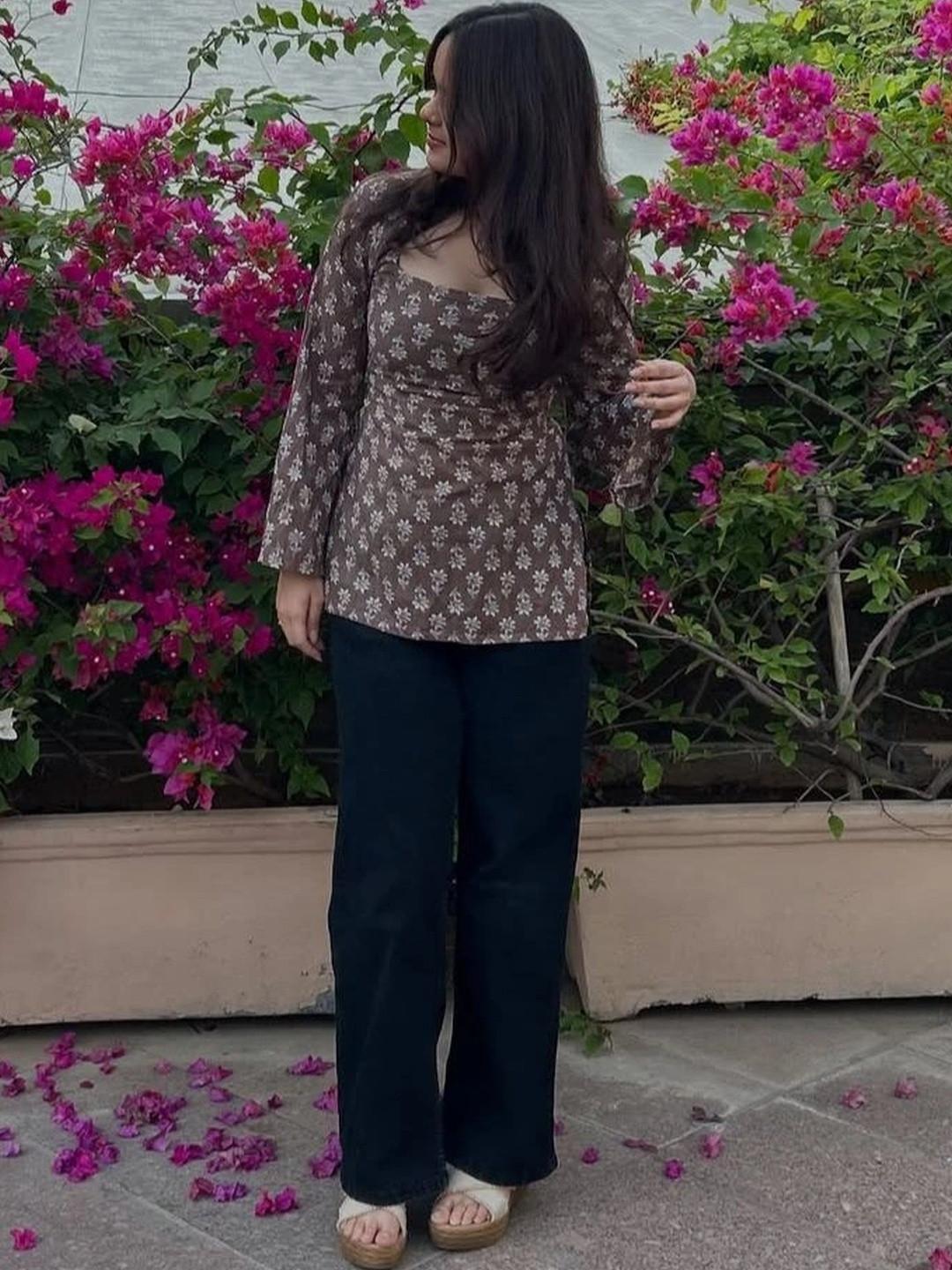 Sangria Floral Printed Square Neck Flared Sleeves Kurti
