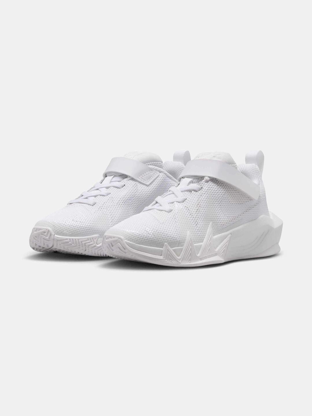 Nike S.T. Dynamite Younger Kids' Basketball Shoe