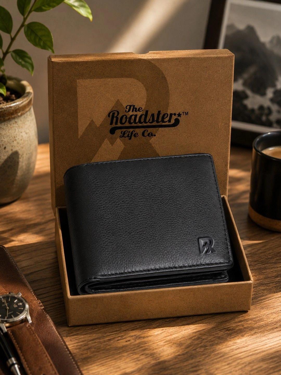 Roadster Men Leather Two Fold Wallet