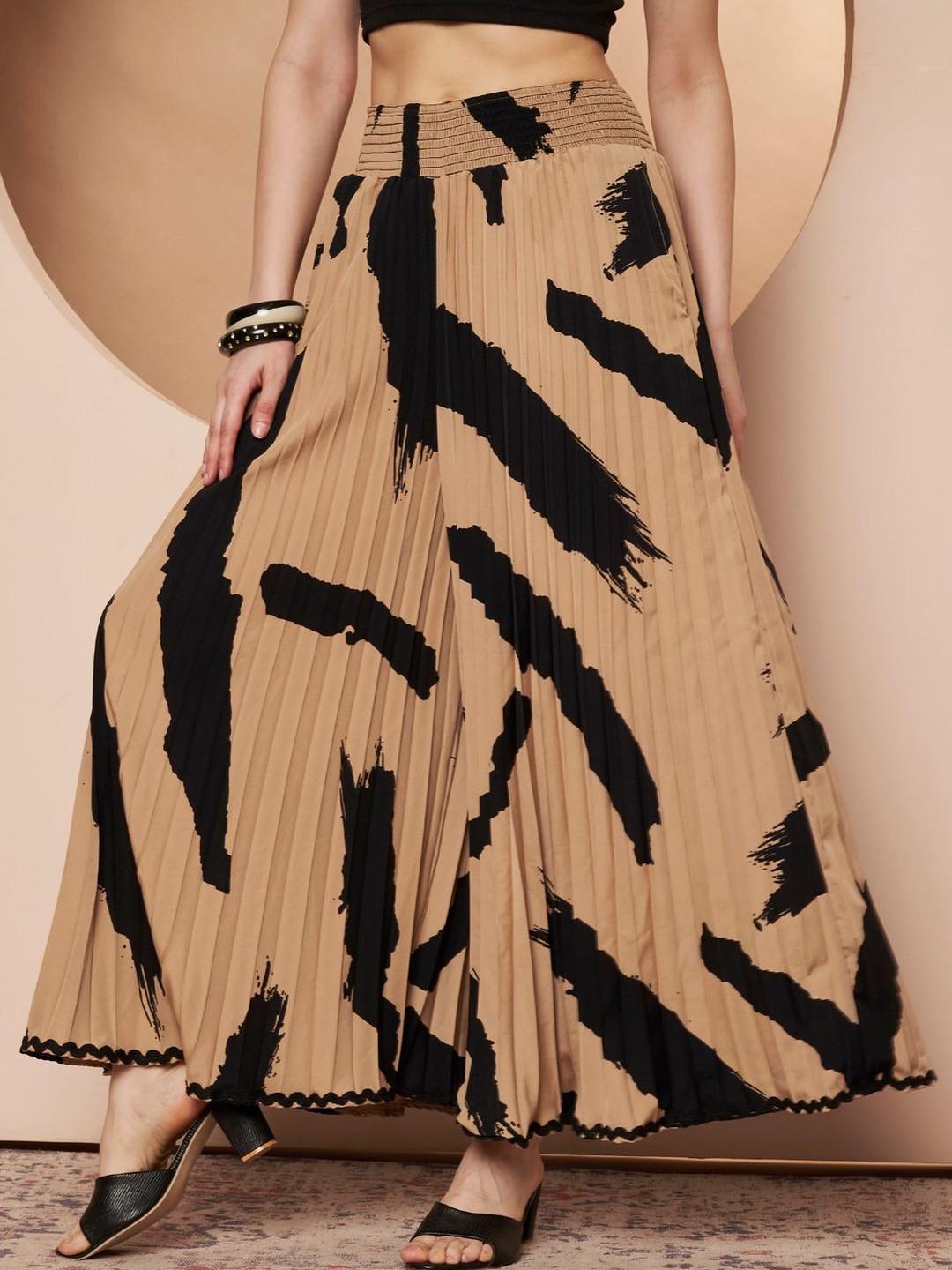 OTABU Women Printed Flared Palazzos