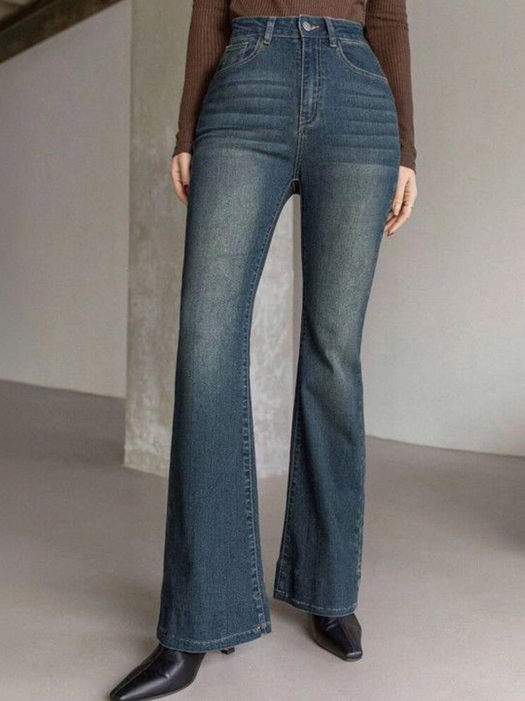 TYFFYN Women Comfort Bootcut High-Rise Stretchable Jeans