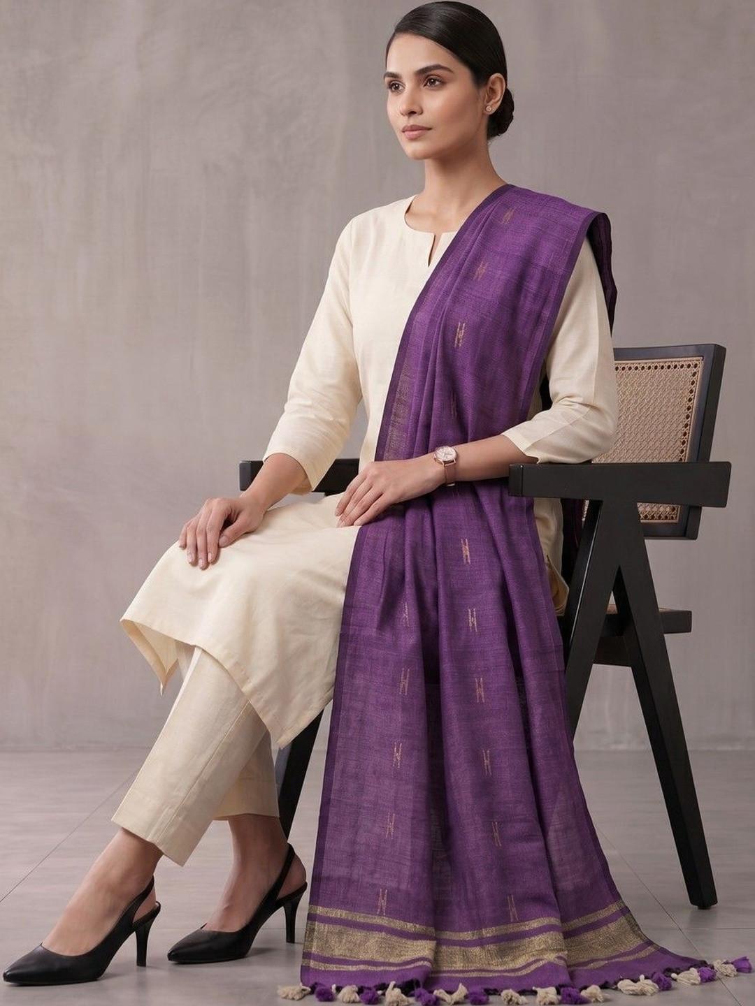 Navibhu Ethnic Motifs Woven Design Dupatta with Zari