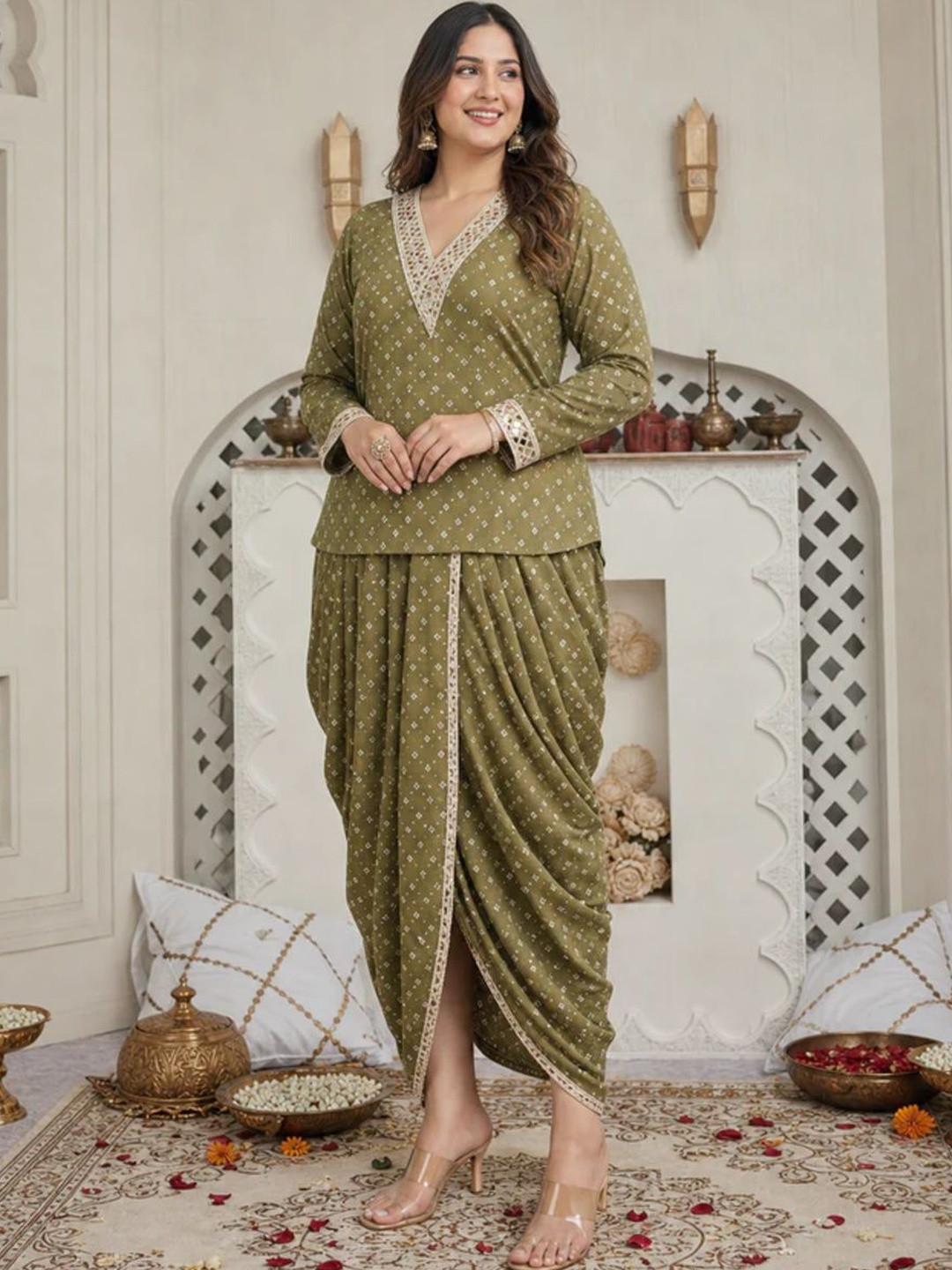 DIIWATAA Women Printed Top with Dhoti Pants