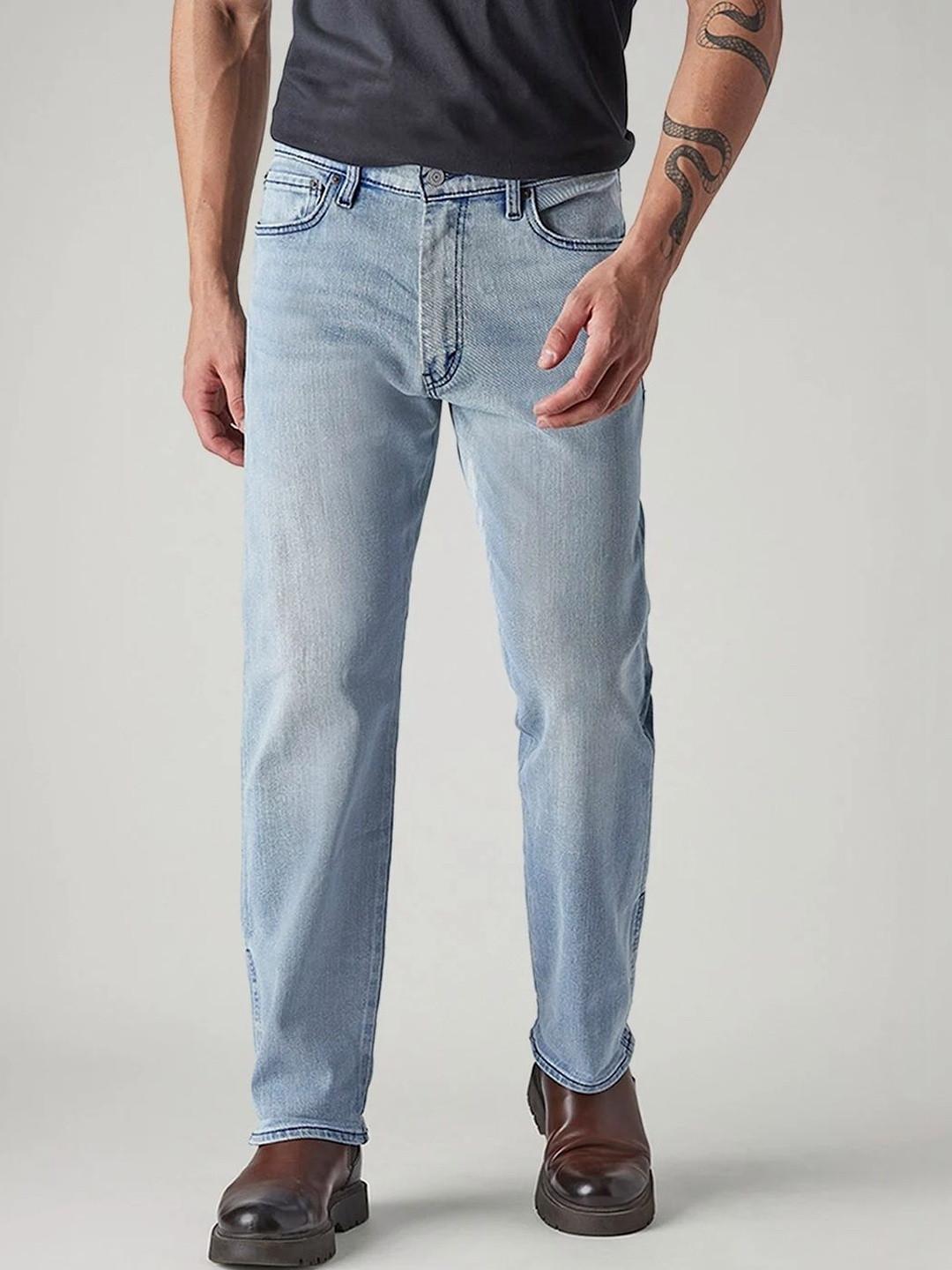 Levis Men Classic Straight Fit Mid-Rise Light Fade Stretchable Jeans