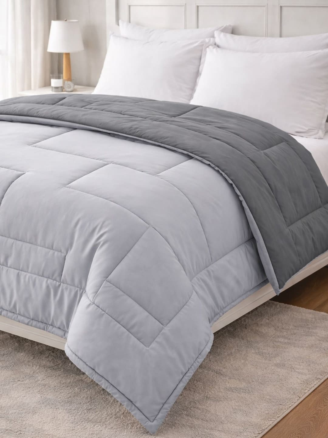 Florida Grey & Grey Geometric Microfiber AC Room 150 GSM Comforter