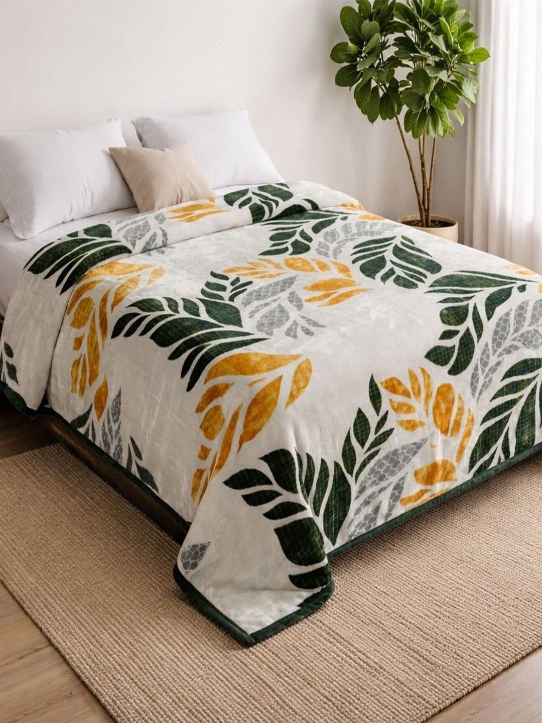 Florida Green & White Floral Microfiber AC Room 233 GSM Blanket