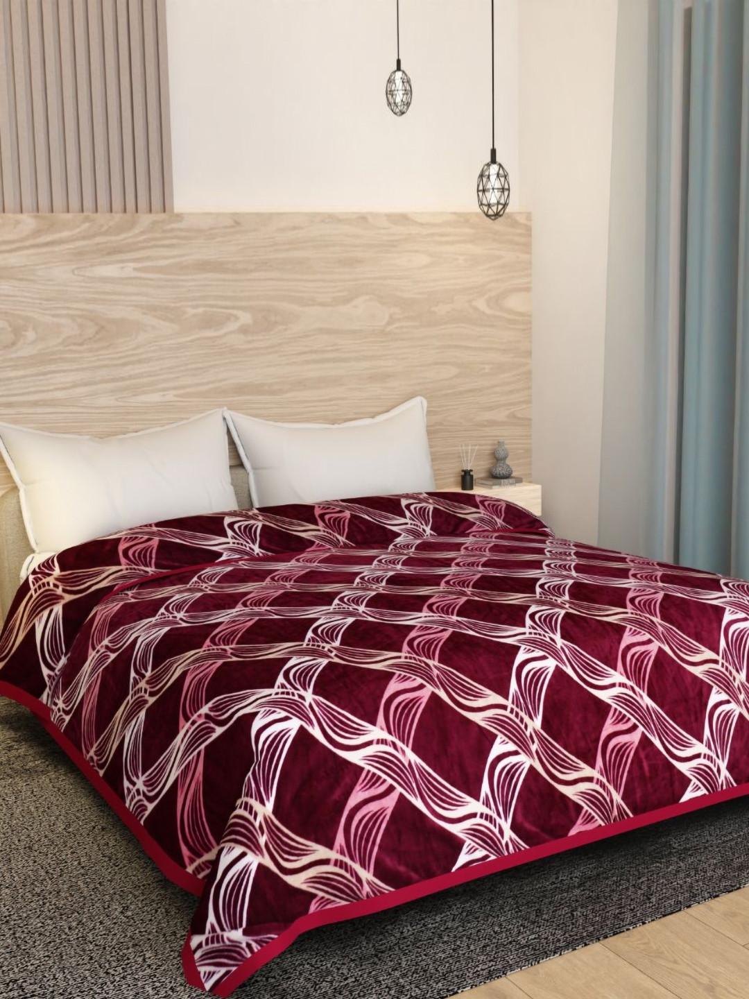 Florida Maroon & White Floral Fleece AC Room 210 GSM Double Bed Blanket