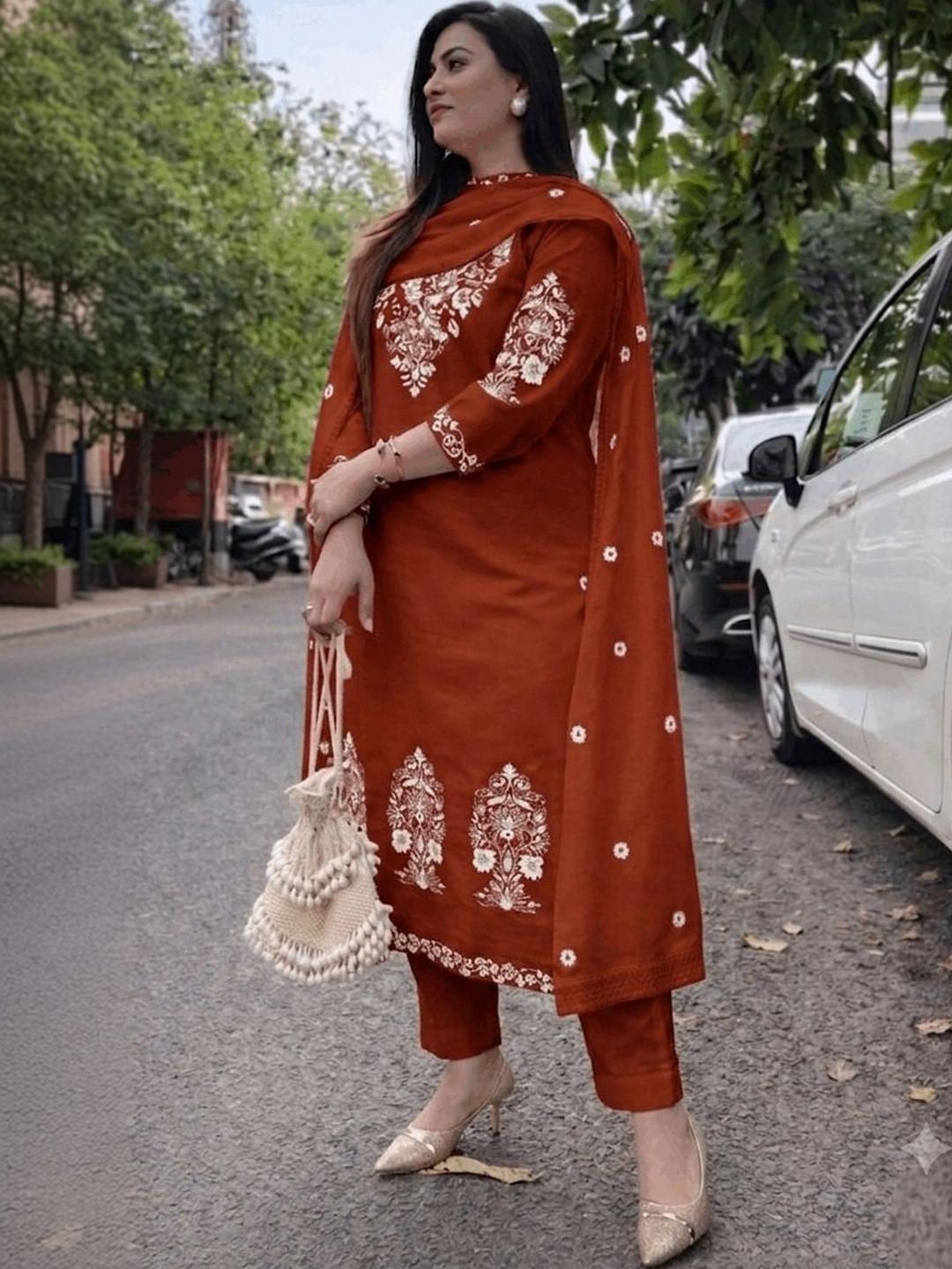 KRYSAL Women Ethnic Motifs Embroidered Regular Thread Work Kurta with Trousers & With Dupatta