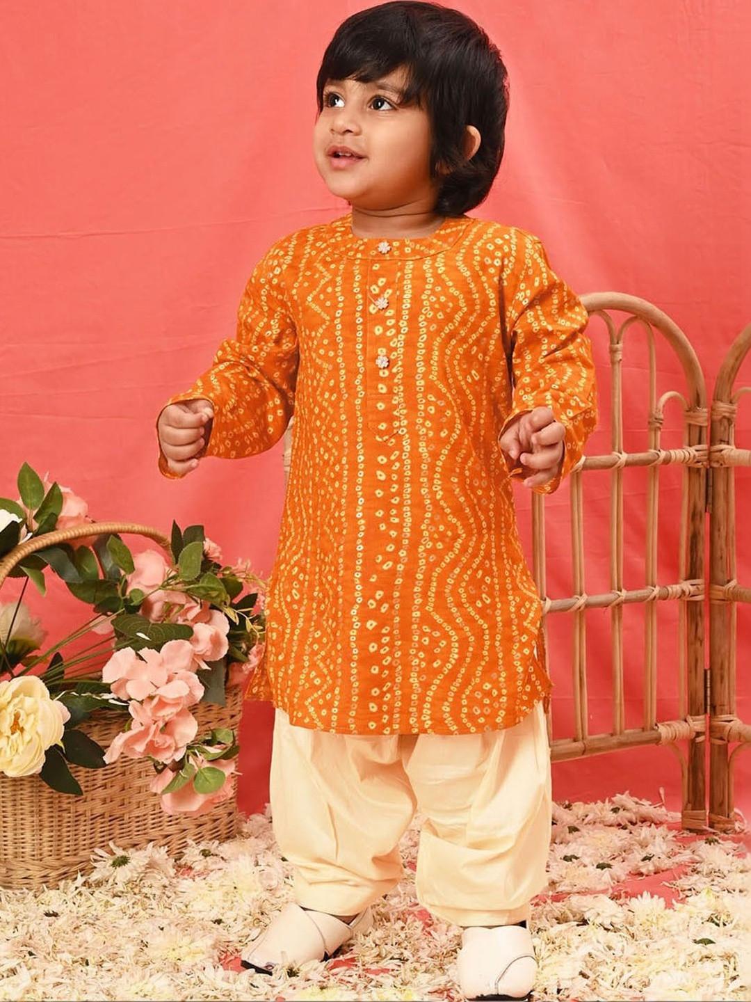 VASTRAMAY Boys Yellow Bandhani Kurta & Patiyala Set
