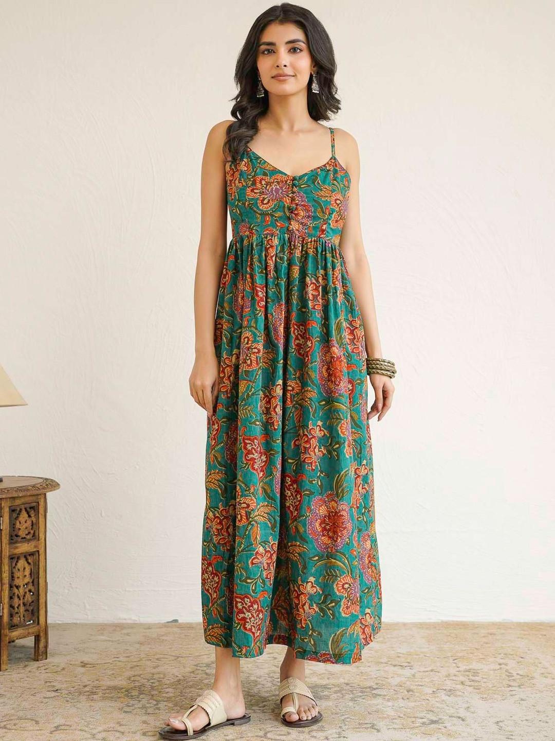 GOODHAND Tiered Halter Neck Dress